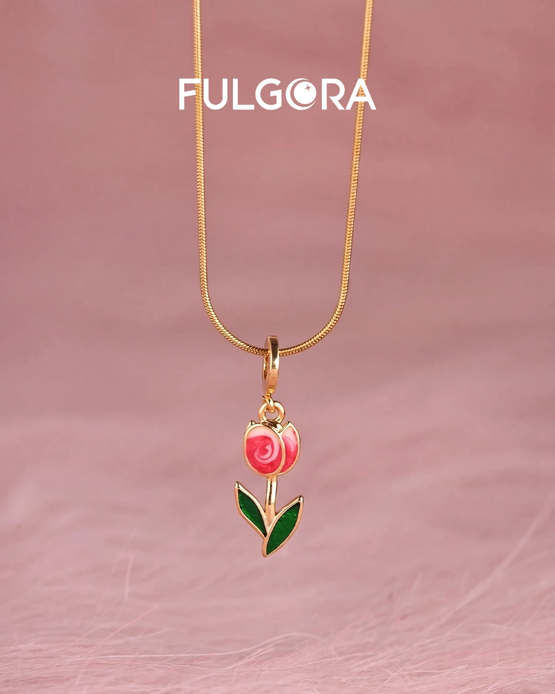 Collar con Colgante de Tulipán chapado en oro