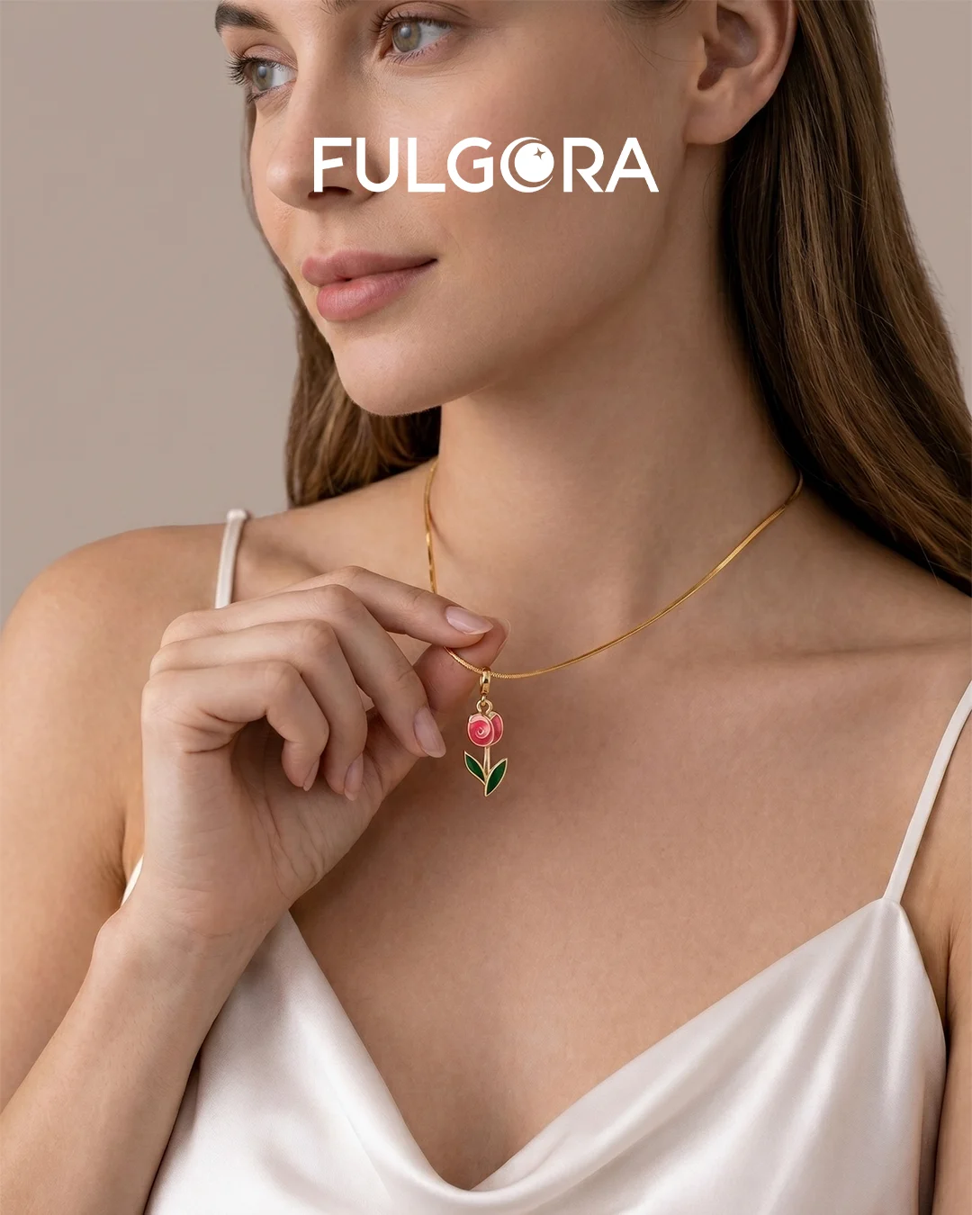 Collar con Colgante de Tulipán chapado en oro