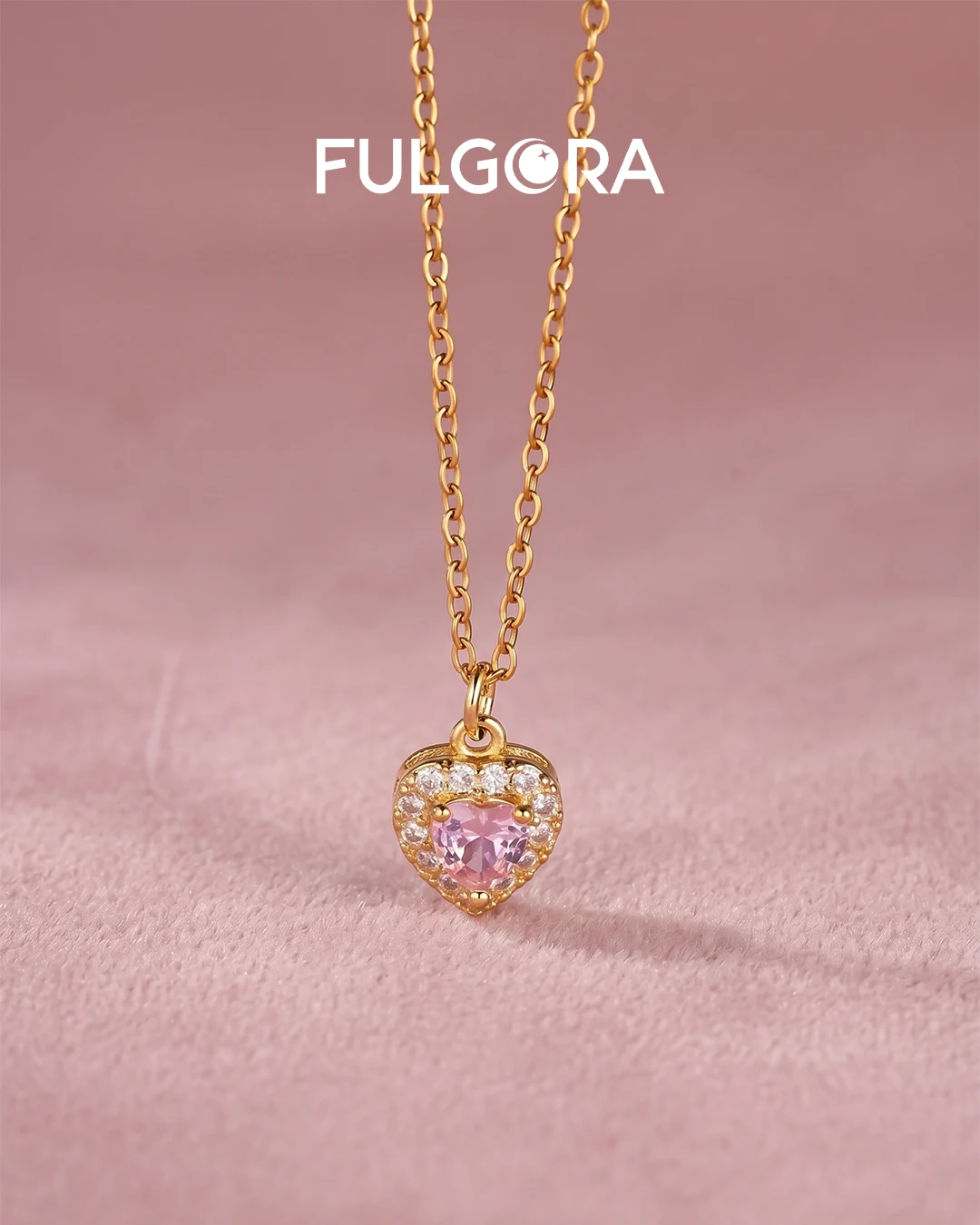 Collar Minimalista Corazón Rosa - Diseño Delicado y Elegante