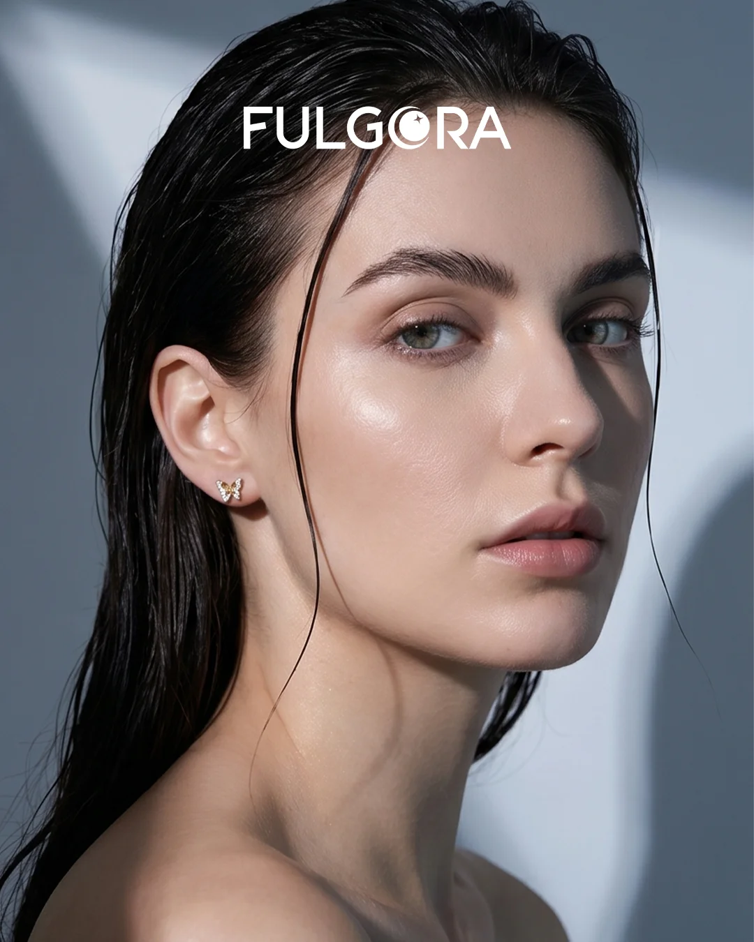 Pendientes Elegantes Mariposa - Diseño Delicado y Circonitas